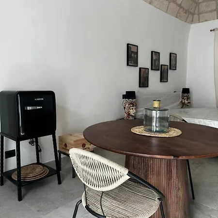 Vicoloterzo 4* Bari